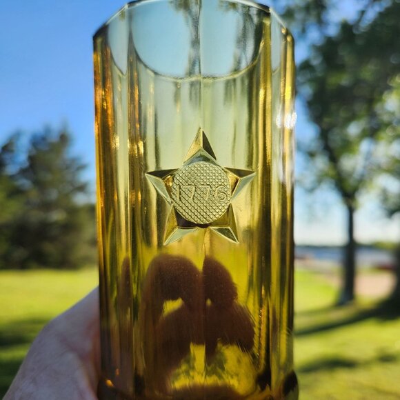 Federal Glass Bicentennial Footed Amber Star 1776-1976 Tumbler Glass - Picture 4 of 6